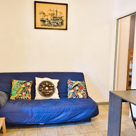 شقة T3 With Parking And Terrace Next To The Sea *